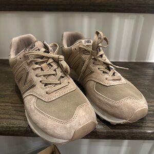 New Balance 574 Peachy Sneakers with Suede and Mesh